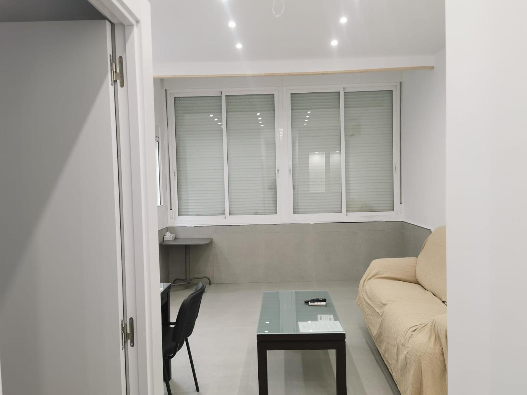 Urbanizacion La Roca, Estudio Torremolinos Pokoj fotografie